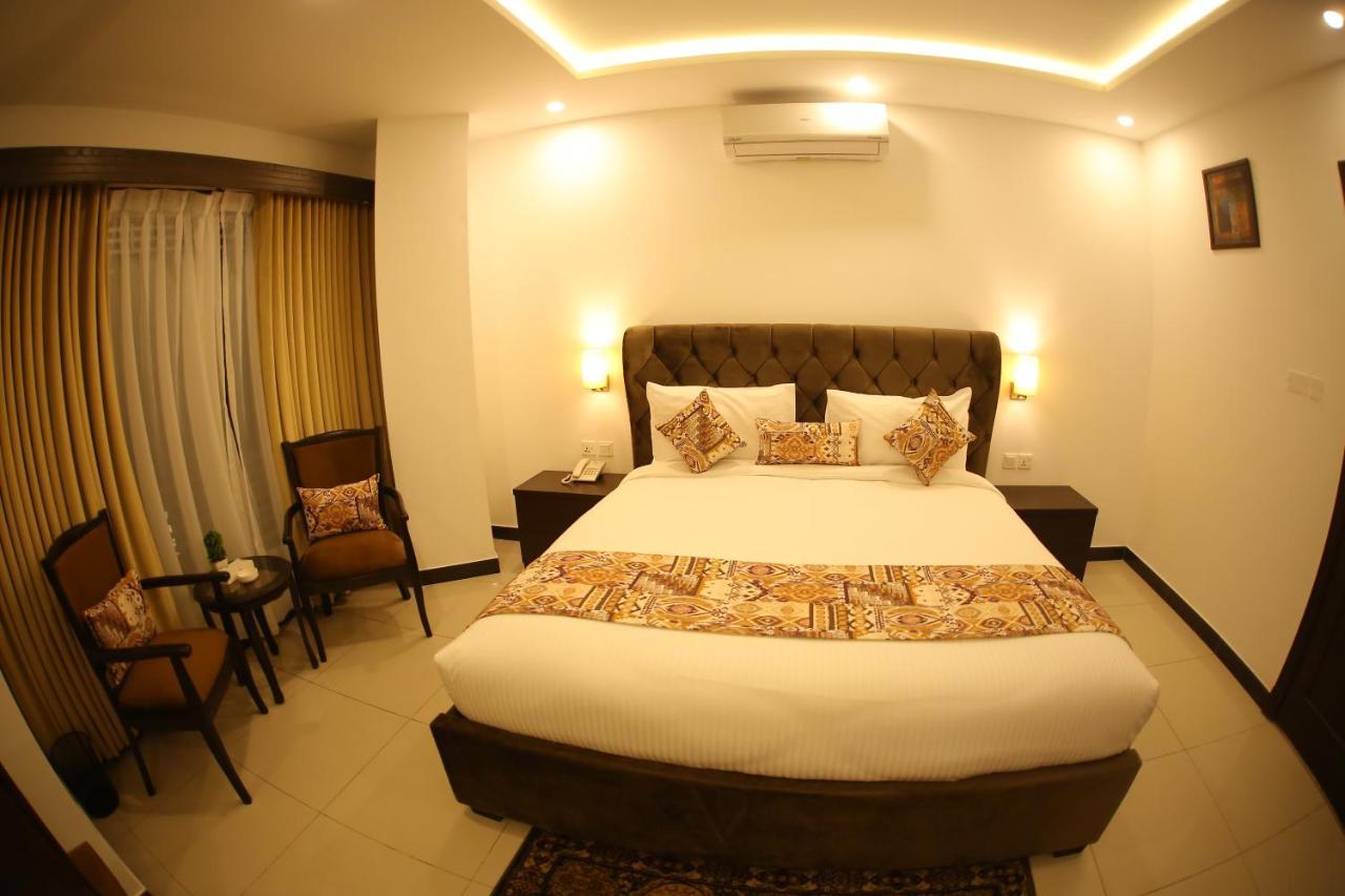 Grand Mongolia Hotel Rawalpindi Esterno foto