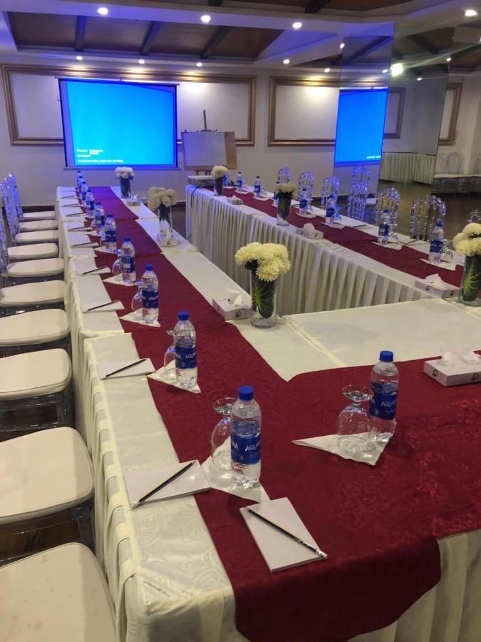 Grand Mongolia Hotel Rawalpindi Esterno foto