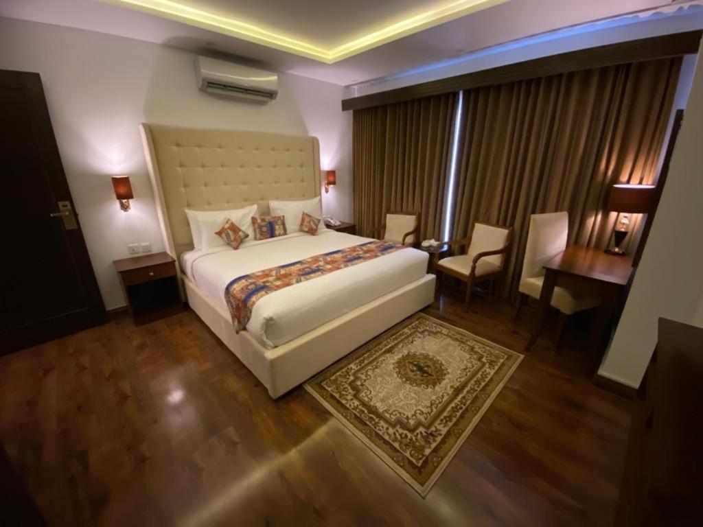 Grand Mongolia Hotel Rawalpindi Esterno foto